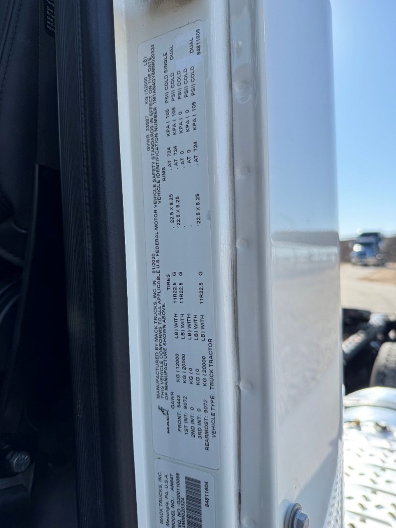 2021 MACK AN64T - USED TRUCKS DAY CAB - image 19